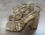 Nieuwe Blokhak Sandalen - Nooit Gedragen!, Kleding | Dames, Schoenen, Ophalen of Verzenden, Nieuw, Overige kleuren, Sandalen of Muiltjes