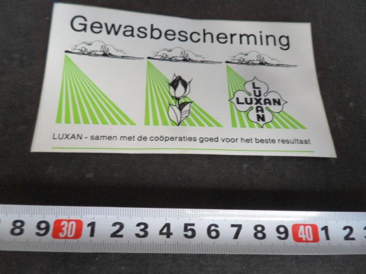 sticker Elst  LUXAN Gewasbescherming *, Verzamelen, Stickers, Zo goed als nieuw, Ophalen