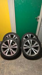18” Velgen Volkswagen Scirocco met Winterbanden Goodyear, Auto-onderdelen, Banden en Velgen, Ophalen, 18 inch, Banden en Velgen
