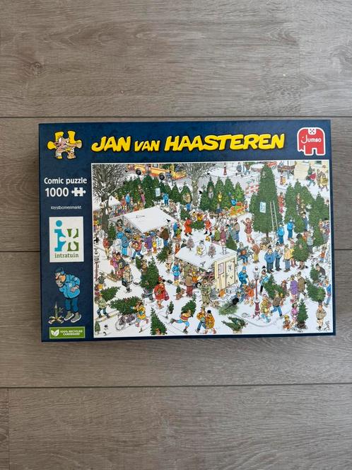 Jan van Haasteren, Kerstbomenmarkt Intratuin 1000 stukjes, Hobby en Vrije tijd, Denksport en Puzzels, Zo goed als nieuw, Legpuzzel