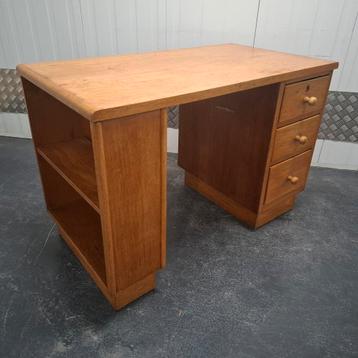 Vintage houten bureau klein bureautje  beschikbaar voor biedingen