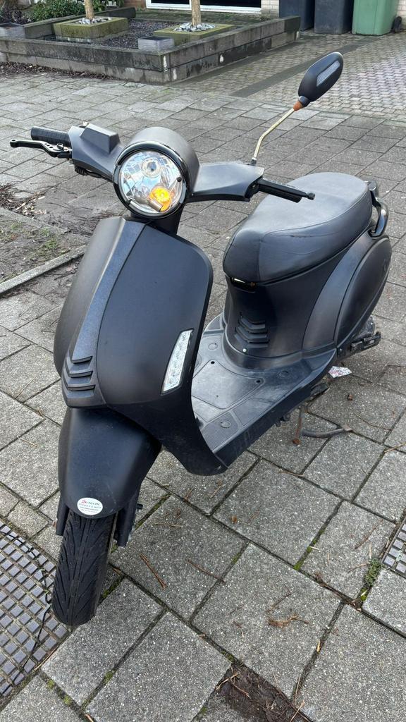 Riva btc2 scooter, Fietsen en Brommers, Scooters | Overige merken, Gebruikt, Benzine, Ophalen
