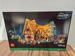 Lego Disney 43242 Huisje van Sneeuwwitje en de zeven dwergen, Kinderen en Baby's, Speelgoed | Duplo en Lego, Lego, Lego, Lego