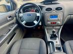Ford FOCUS 1.8 Titanium Flexi Fuel NAVI CLIMA PDC 2DE EIG NA, Auto's, Ford, Parkeersensor, 125 pk, Gebruikt, 4 cilinders