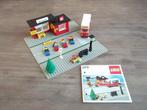 lego 379 bus station (1979), Kinderen en Baby's, Speelgoed | Duplo en Lego, Complete set, Gebruikt, Ophalen of Verzenden, Lego