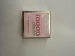 Too Faced Highlighter - Moon Crush, Gehele gezicht, Ophalen of Verzenden, Zo goed als nieuw, Make-up