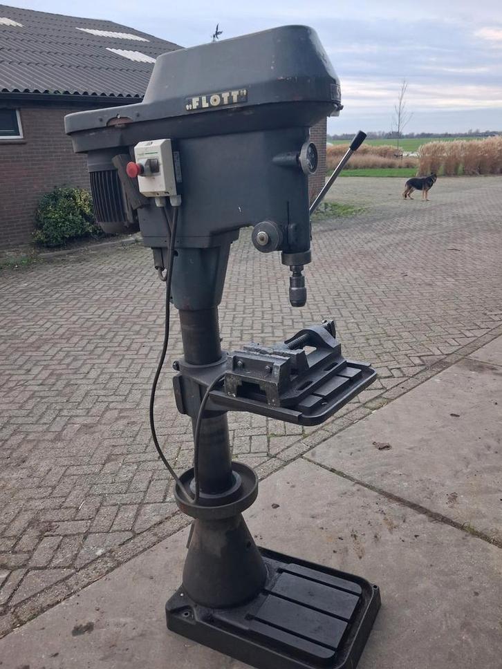 Degelijke Flott Kolomboormachine, Doe-het-zelf en Verbouw, Gereedschap | Boormachines, Gebruikt, Kolomboormachine, 600 watt of meer