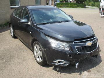 Chevrolet Cruze 1.8 LTZ REST BPM 475 EURO ! (bj 2012) beschikbaar voor biedingen