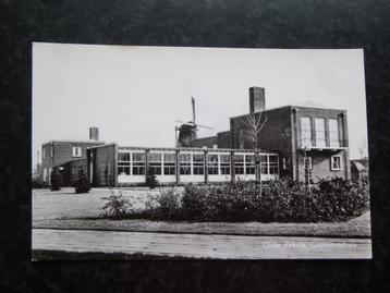 OUDE PEKELA Gemeentehuis met molen JosPe 1976 beschikbaar voor biedingen