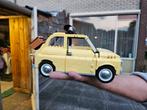 Lego fiat 500, Hobby en Vrije tijd, Modelauto's | 1:24, Ophalen of Verzenden, Zo goed als nieuw, Overige merken