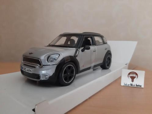 Mini Countryman zilver/zwart van Maisto 1:24, Hobby en Vrije tijd, Modelauto's | 1:24, Nieuw, Auto, Maisto, Ophalen of Verzenden
