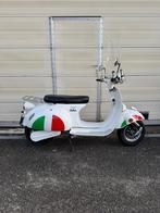 Etalian scooter Elektrische scooter Escooter brommer 45km, Gebruikt, Elektrisch, Ophalen of Verzenden