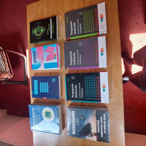 Schoolboeken HBO Elektrotechniek 1e jaar., Boeken, Schoolboeken, Zo goed als nieuw, Overige niveaus, Ophalen of Verzenden