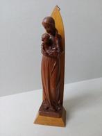 Oud beeldje(Maria met kind) op consoolje.Hout, Ophalen of Verzenden, Zo goed als nieuw