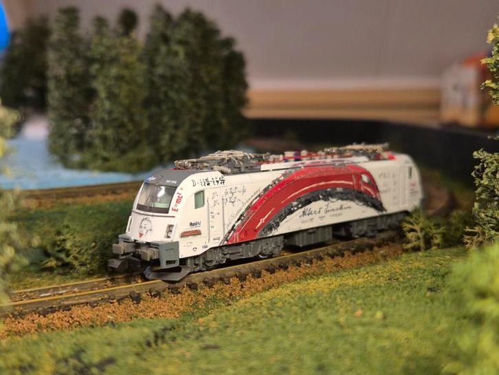 Te koop Hobbytrain SŽ 541 016 Albert Einstein., Hobby en Vrije tijd, Modeltreinen | N-Spoor, Zo goed als nieuw, Locomotief, Gelijkstroom