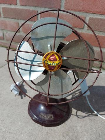 Vintage Calor ventilator met bakelieten voet 1951 beschikbaar voor biedingen