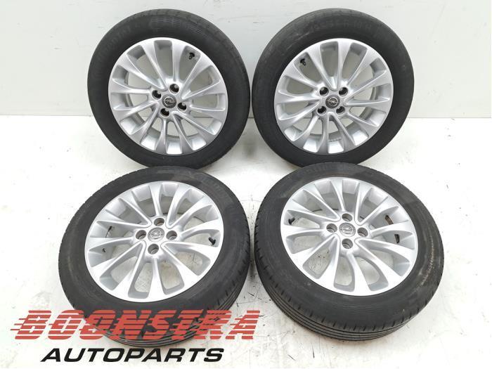 Velgen set + banden van een Opel Corsa, Auto-onderdelen, Banden en Velgen, Personenwagen, Gebruikt, 3 maanden garantie, Ophalen of Verzenden