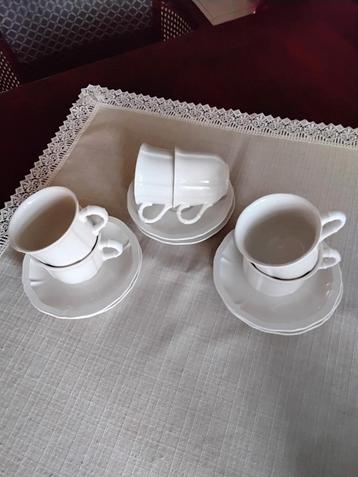 VILLEROY EN BOCH Manoir 6 kop en schotels.  beschikbaar voor biedingen