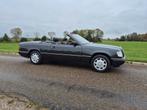 Mercedes-Benz E-Klasse 2.2 E220 Cabriolet AUT E2 1994 Zwart, Auto's, Mercedes-Benz, Automaat, Achterwielaandrijving, Zwart, Cabriolet