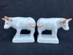 2 oude koeien van Delfts (?) aardewerk, Ophalen of Verzenden