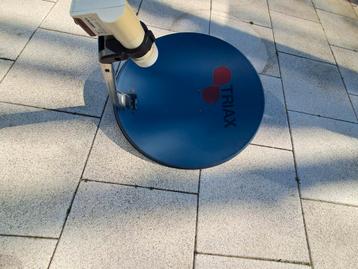 Te koop schotelantenne  beschikbaar voor biedingen