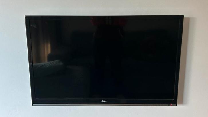 LG tv 37 inch, Audio, Tv en Foto, Televisies, Gebruikt, 80 tot 100 cm, LG, 50 Hz, Ophalen