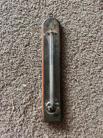 Antieke Wandthermometer Dubbele Schaalverdeling beschikbaar voor biedingen
