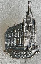 Speldje Stadhuis Gouda, Ophalen, Zo goed als nieuw, Stad of Land, Speldje of Pin