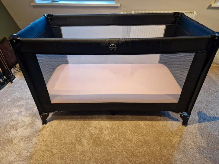 Campingbedje, Kinderen en Baby's, Kinderkamer | Bedden, Minder dan 140 cm, Minder dan 70 cm, Ophalen