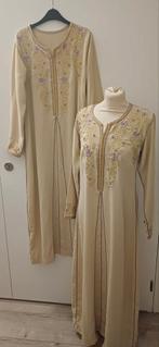 2 Kaftans Beige/Paars Geborduurd (S & M), Beige, Ophalen of Verzenden, Zo goed als nieuw, Maat 36 (S)