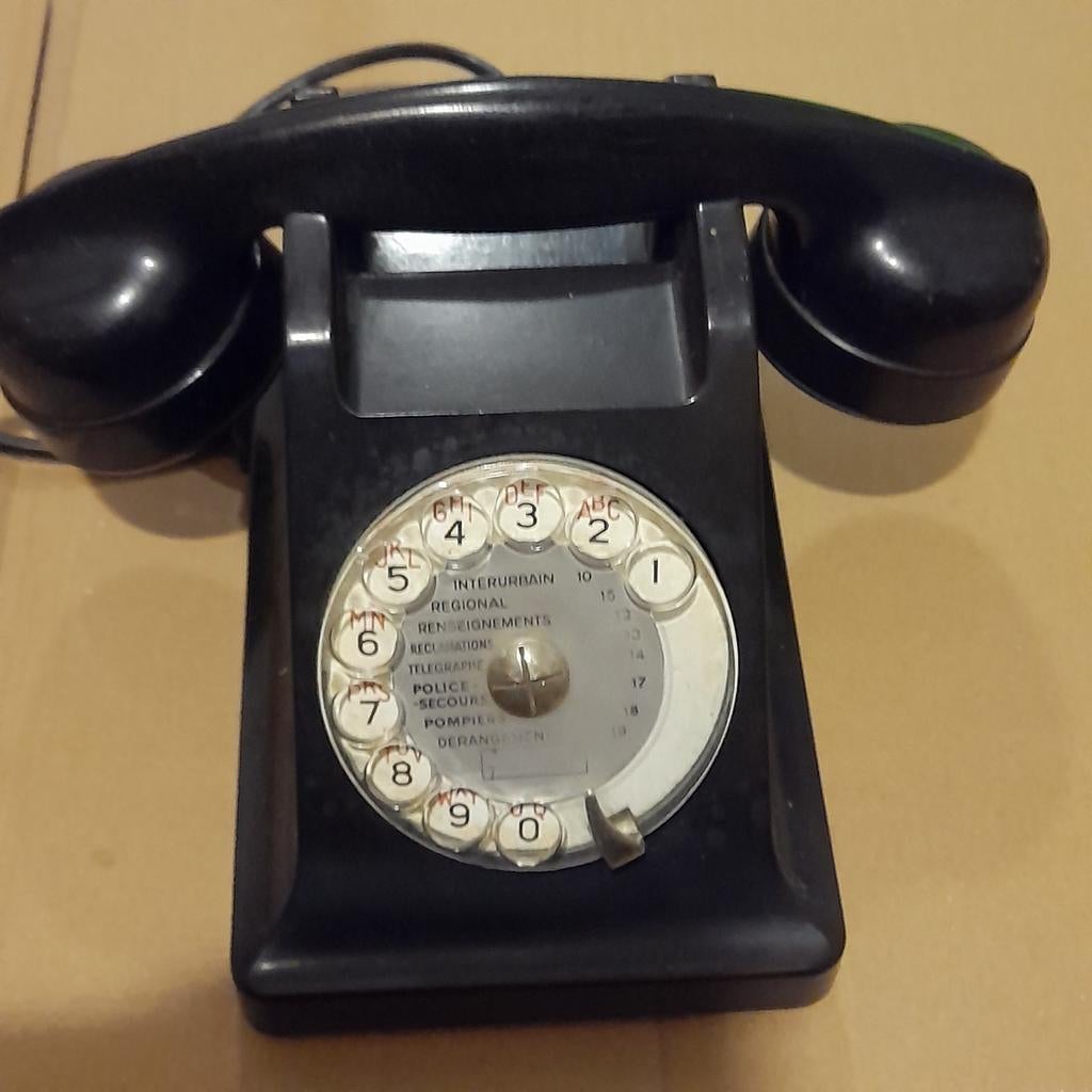 Bakeliet telefoon met draaischijf, Ophalen of Verzenden