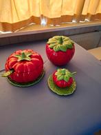 Vintage aardewerk schalen   aardbei en tomaat, Antiek en Kunst, Ophalen of Verzenden