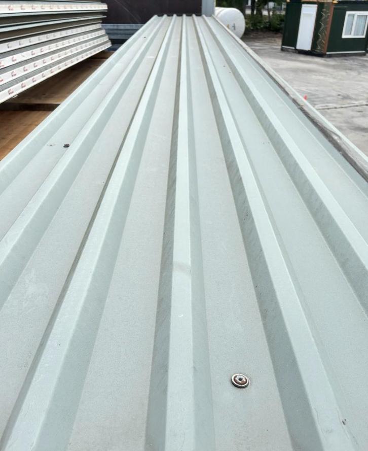 170 m² PIR / PUR sandwichpanelen dak van 915 cm (50/85 mm), Doe-het-zelf en Verbouw, Platen en Panelen, Gebruikt, Overige materialen