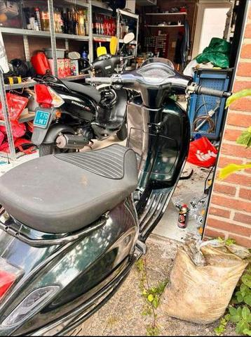 Vespa sprint 80cc malossi beschikbaar voor biedingen