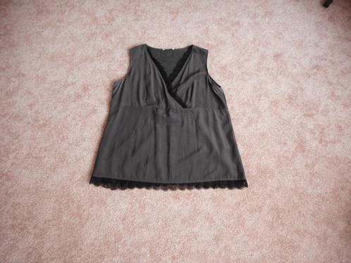 Mooie top Marina Rinaldi maat L 42 Zijde met cashmere, Kleding | Dames, Tops, Zo goed als nieuw, Maat 42/44 (L), Grijs, Zonder mouw
