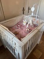 Witte box van Bopita op wieltjes met little dutch boxkleed, Ophalen, Zo goed als nieuw, Overige typen