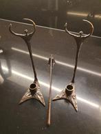 2 prachtige kaarsenstandaards, brons, 23 cm met kaarsendover, Ophalen of Verzenden, Zo goed als nieuw, Minder dan 25 cm
