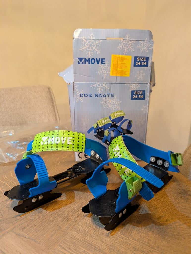 MOVE Bob Skates / Glij-ijzers – Verstelbaar Maat 24-34, Ophalen of Verzenden, Zo goed als nieuw, Overige typen, Overige merken