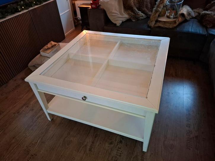 IKEA Liatorp Salontafel - Wit met Glas, Huis en Inrichting, Tafels | Salontafels, Gebruikt, 50 tot 75 cm, 50 tot 100 cm, 50 tot 100 cm