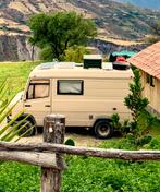 Unieke Mercedes 609D Camper Off-grid & betrouwbaar, Caravans en Kamperen, Campers, Integraal, Mercedes-Benz, Diesel, Tot en met 3