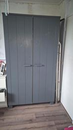 Woood Dennis, ruime kledingkast, Huis en Inrichting, Kasten | Kledingkasten, Gebruikt, 200 cm of meer, Met hangruimte, Ophalen of Verzenden