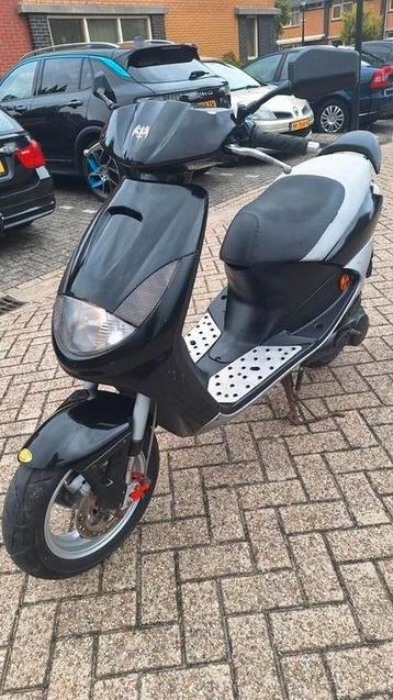 Snel Peugeot vivacity viva city 50cc2takt SNOR scooter  beschikbaar voor biedingen