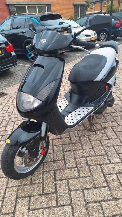 Snel Peugeot vivacity viva city 50cc2takt SNOR scooter, Fietsen en Brommers, Snorfietsen en Snorscooters, Gebruikt, Peugeot, Tweetakt