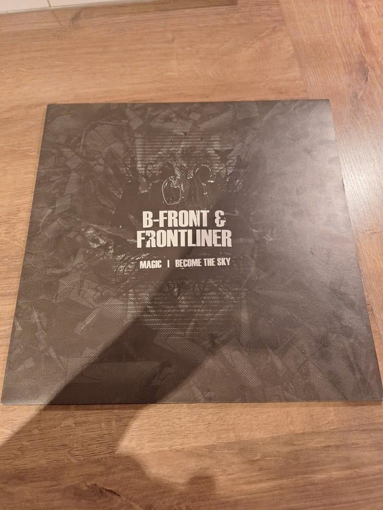 B-front en frontliner magic/become the sky, Ophalen of Verzenden, Gebruikt, 12 inch