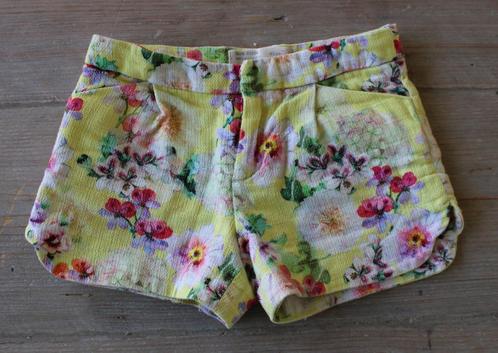 Korte broek van Zara 104, Kinderen en Baby's, Kinderkleding | Maat 104, Gebruikt, Meisje, Broek, Ophalen of Verzenden