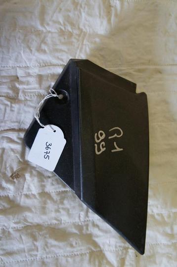 R1 1998 - 1999 Yamaha Cover Cover onder tank D1-13182 beschikbaar voor biedingen