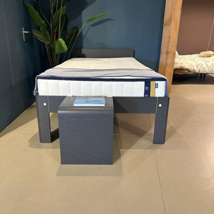 Auping Auronde hoog model - 120x210cm, Huis en Inrichting, Slaapkamer | Bedden, Nieuw, Twijfelaar, 120 cm, 210 cm, Hout, Blauw