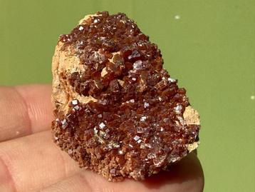 Vanadiniet uit Marokko mineralen beschikbaar voor biedingen