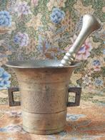 Mooie zware antieke vijzel met stamper uit Duitsland 10,9 cm, Antiek en Kunst, Ophalen of Verzenden, Koper