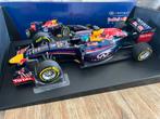 Infiniti Red Bull RB10 Sebastian Vettel Minichamps 1:18, Ophalen, Zo goed als nieuw, MiniChamps